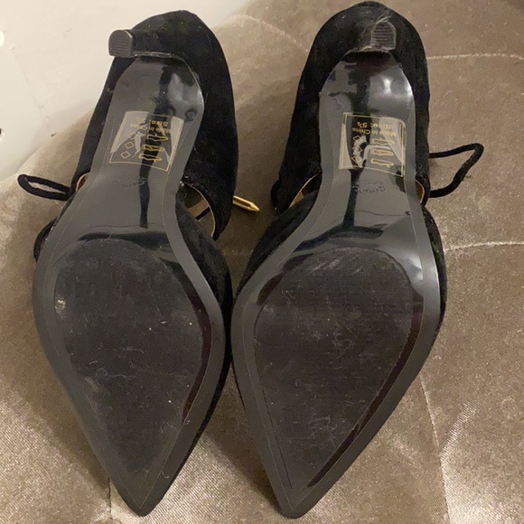 Shoe Republic Black Tie Heels - Picture 4 of 4